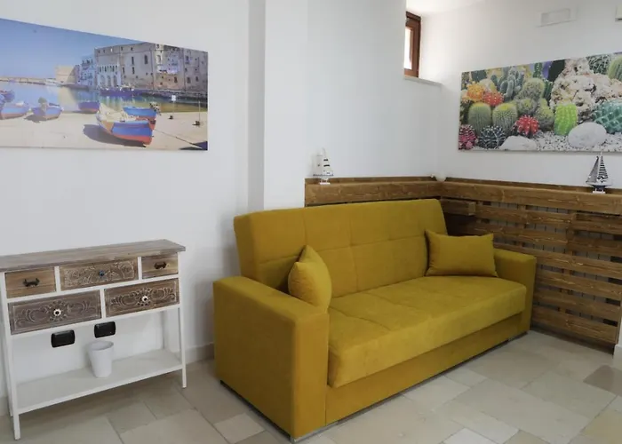 Palazzo Angio' Monopoli